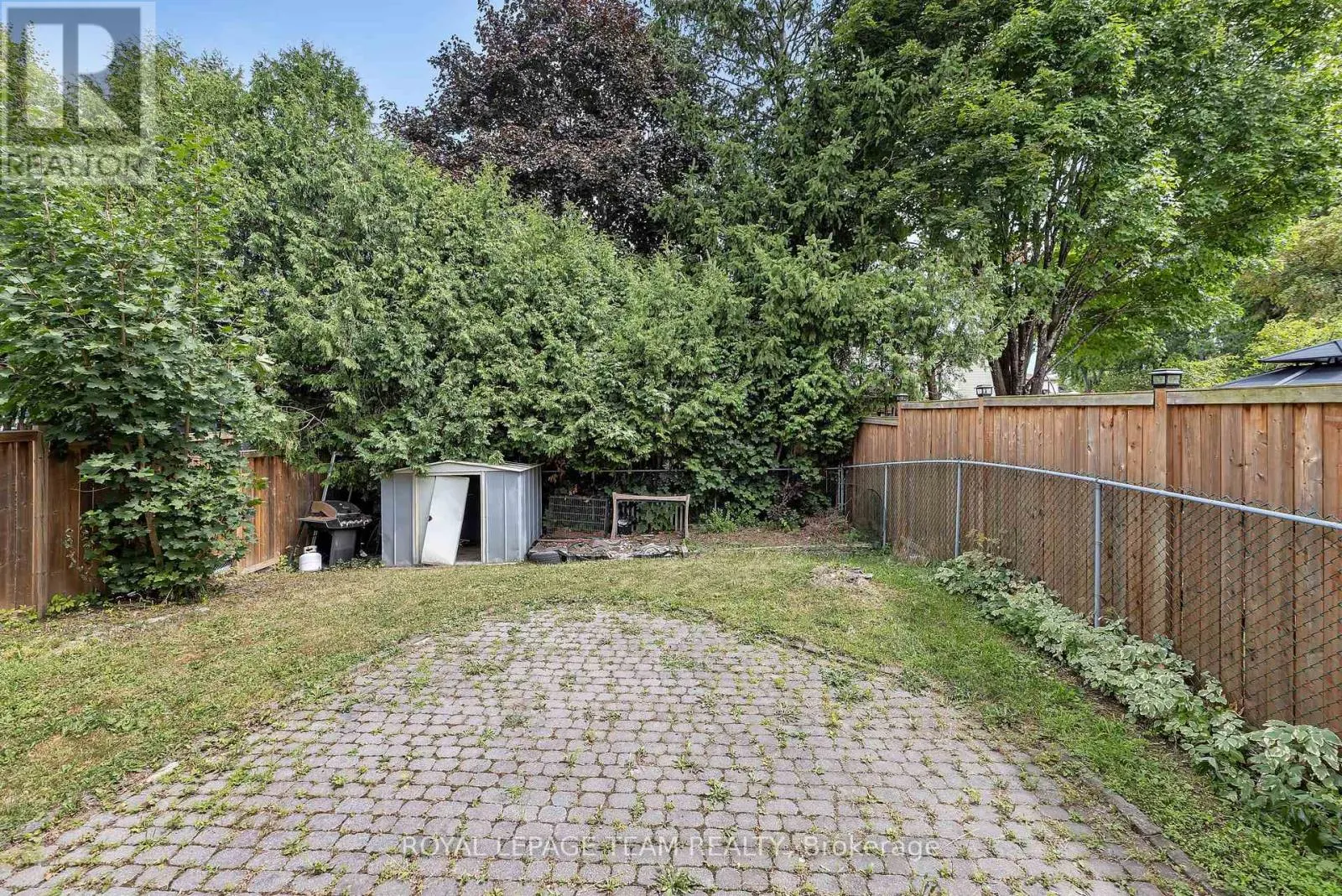 1843 BROUSSEAU CRESCENT