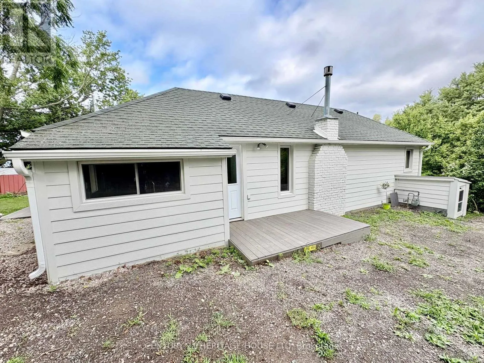 3490 WANEETA DRIVE