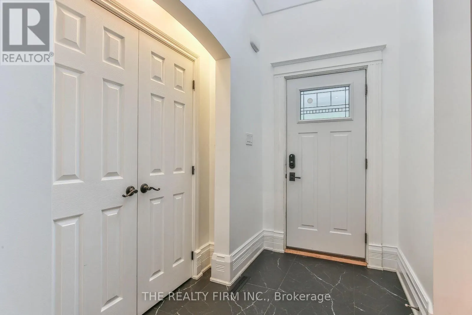 9 EAST AVENUE