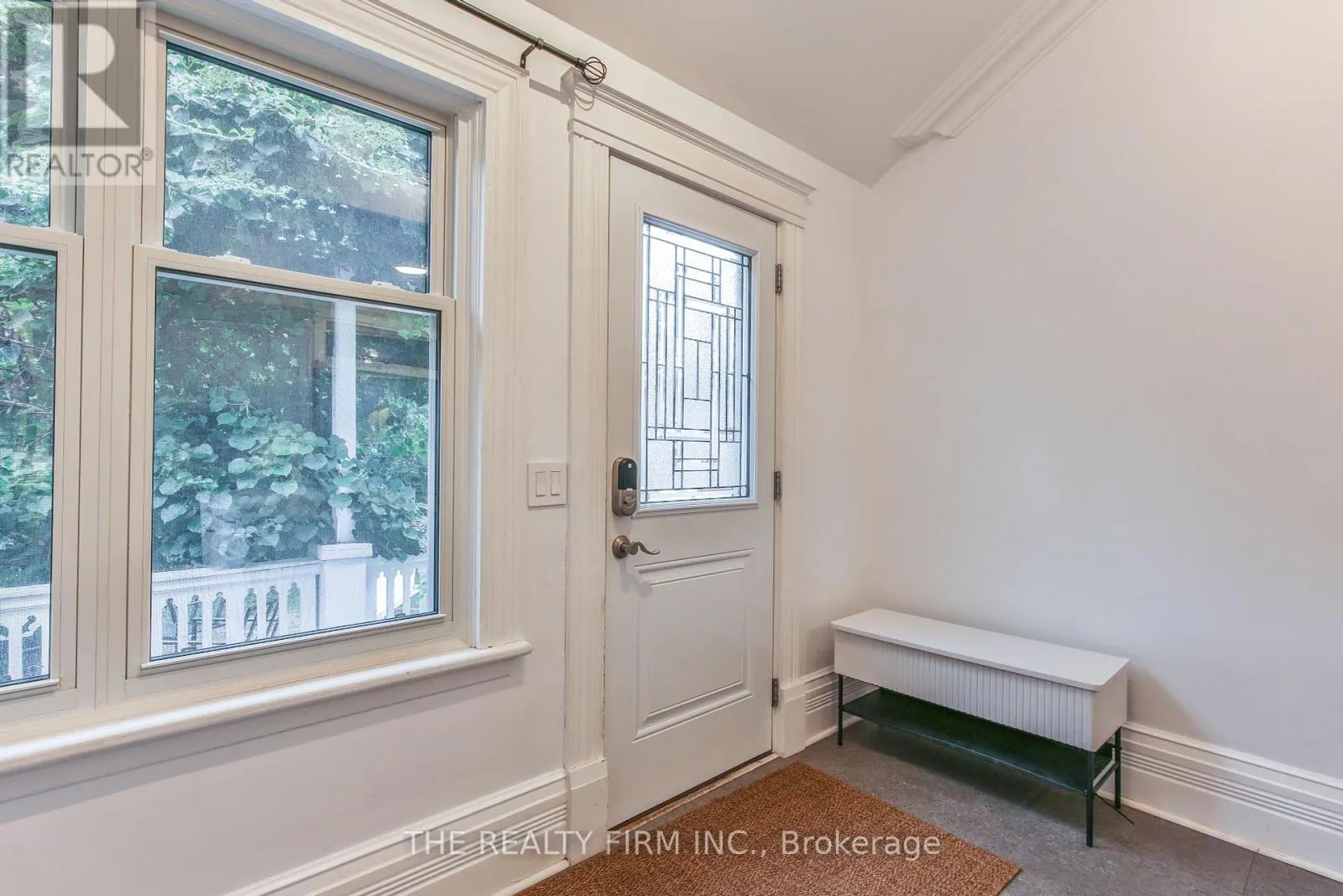 9 EAST AVENUE