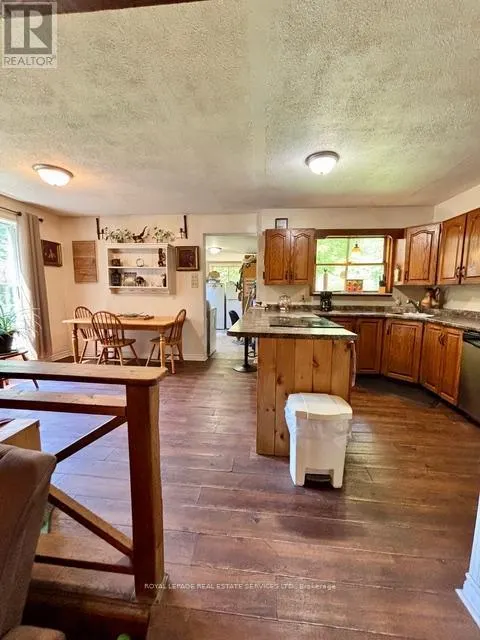 1116 MOON RIVER ROAD
