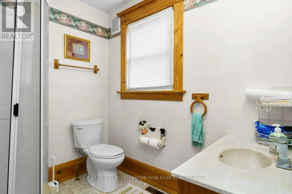 595 CRAIGEN ROAD