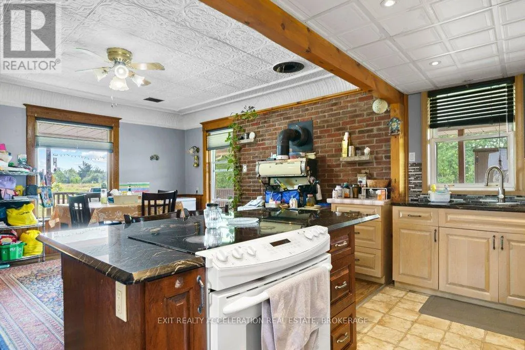 595 CRAIGEN ROAD