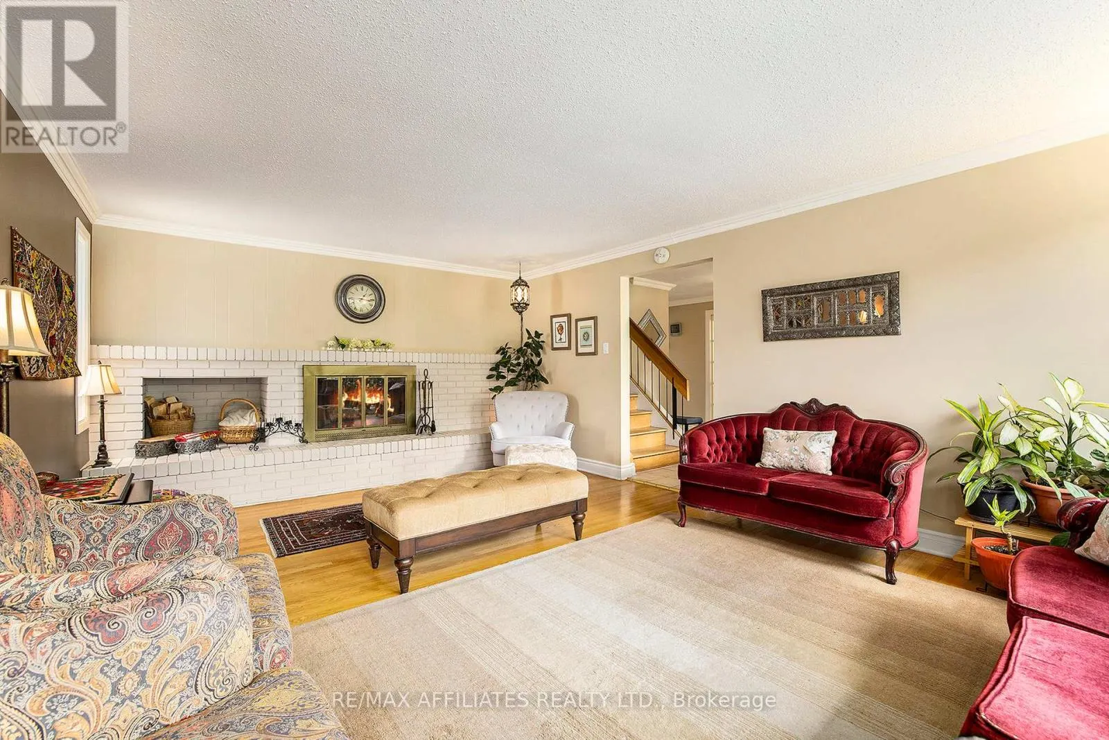 23 SIOUX CRESCENT