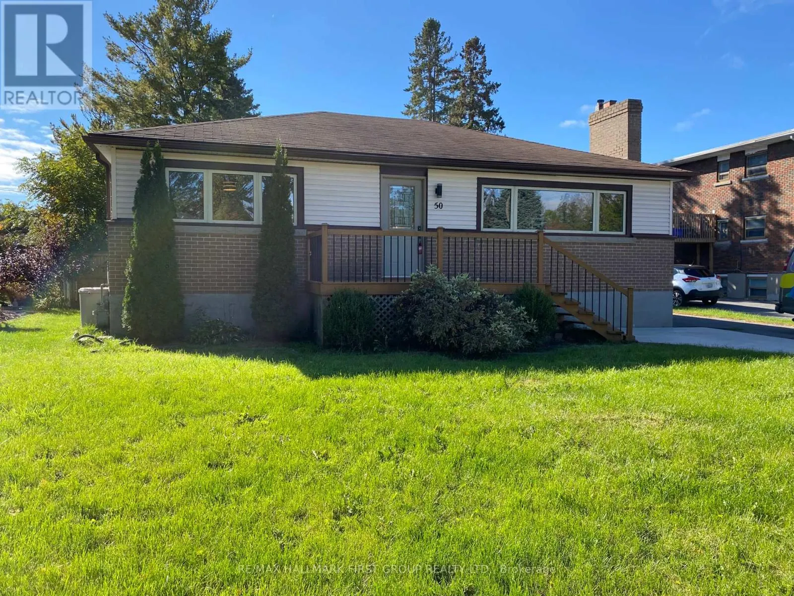 50 CHAMPLAIN AVENUE