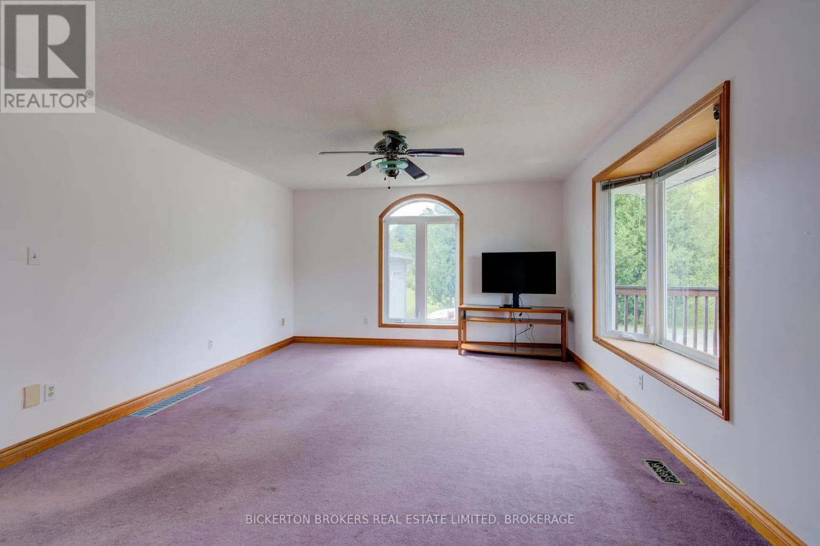 1425 COUNTY 2 ROAD