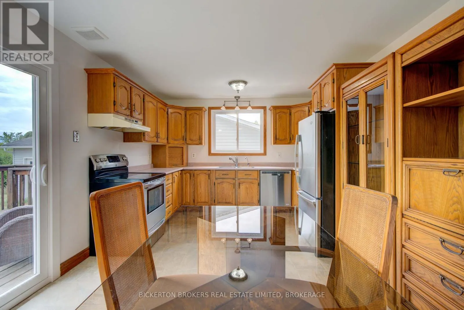 1425 COUNTY 2 ROAD
