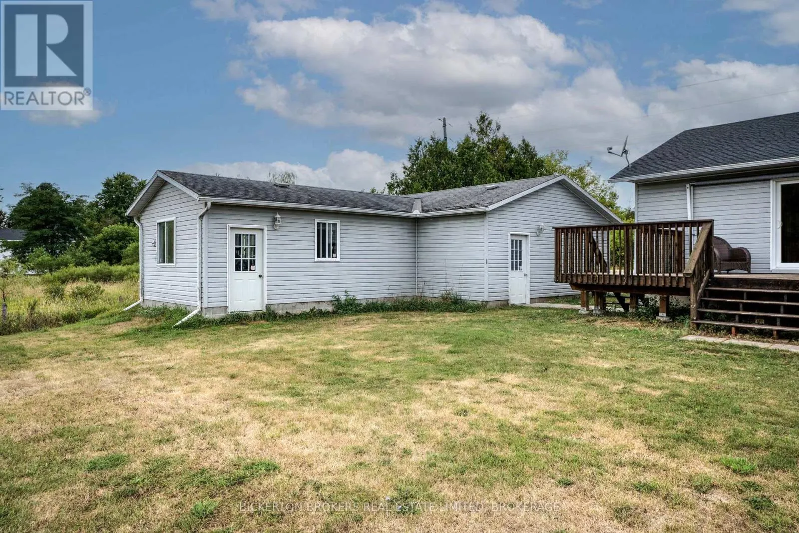 1425 COUNTY 2 ROAD