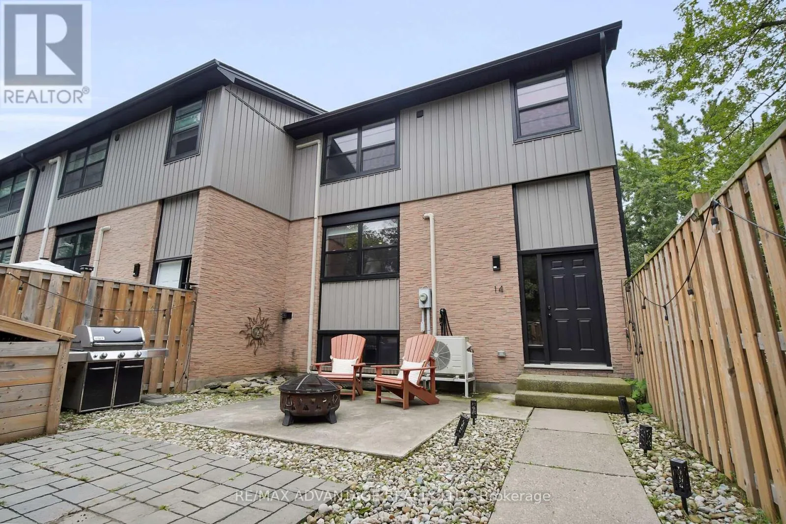 14 - 105 ANDOVER DRIVE, #14