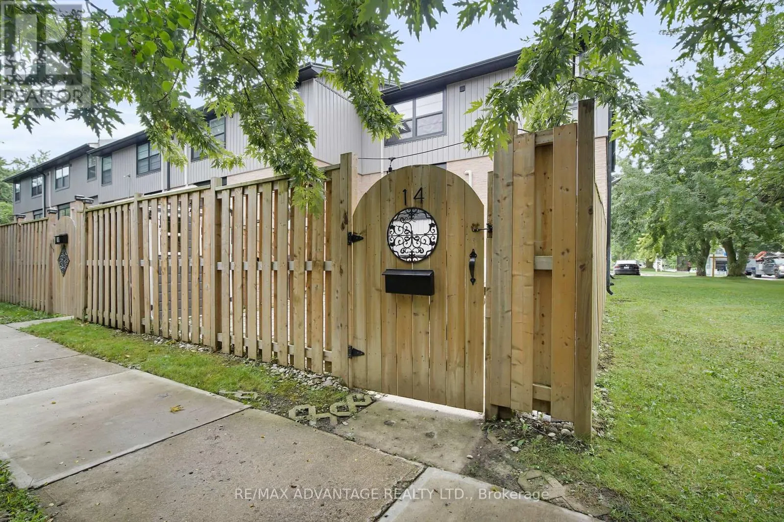 14 - 105 ANDOVER DRIVE, #14
