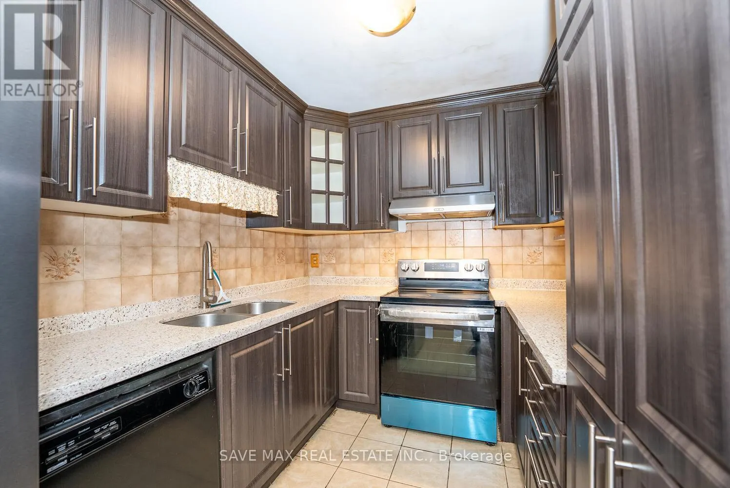 277 MACINTOSH DRIVE