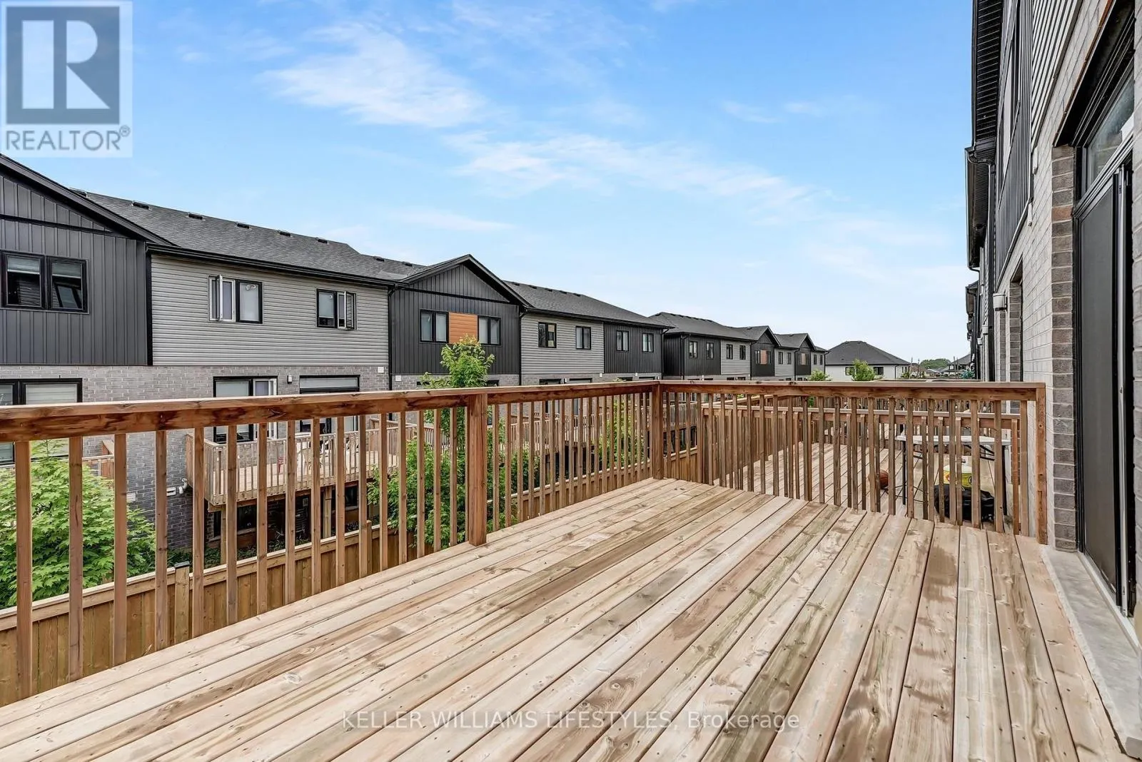22 - 819 KLEINBURG DRIVE, #22