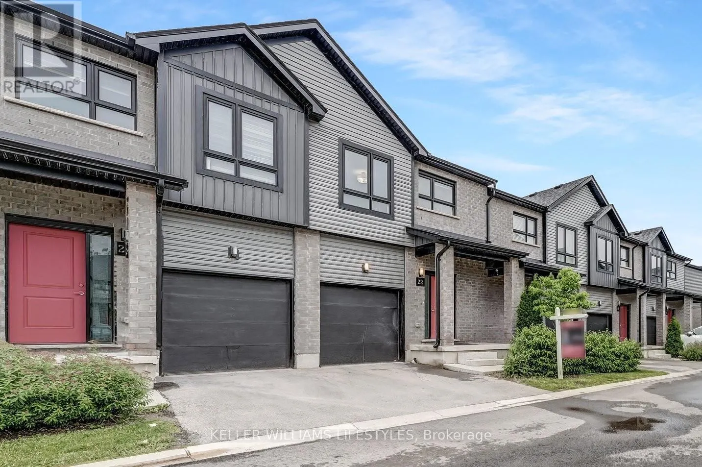 22 - 819 KLEINBURG DRIVE, #22