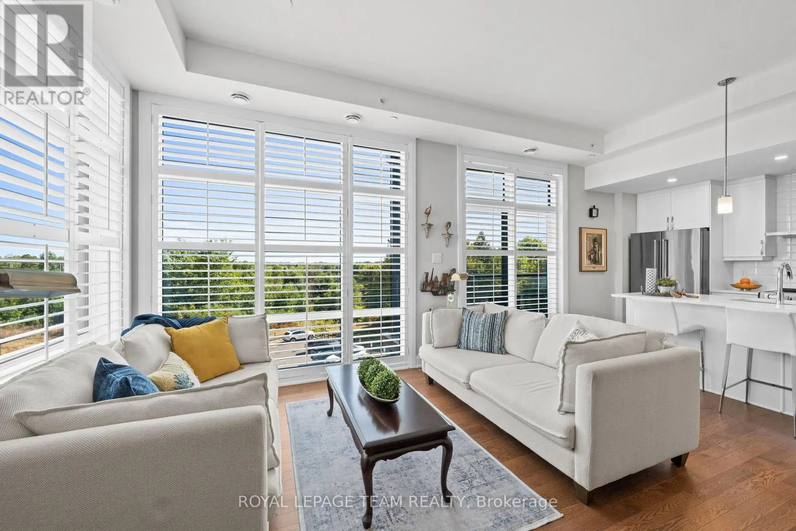 310 - 110 CORTILE PRIVATE