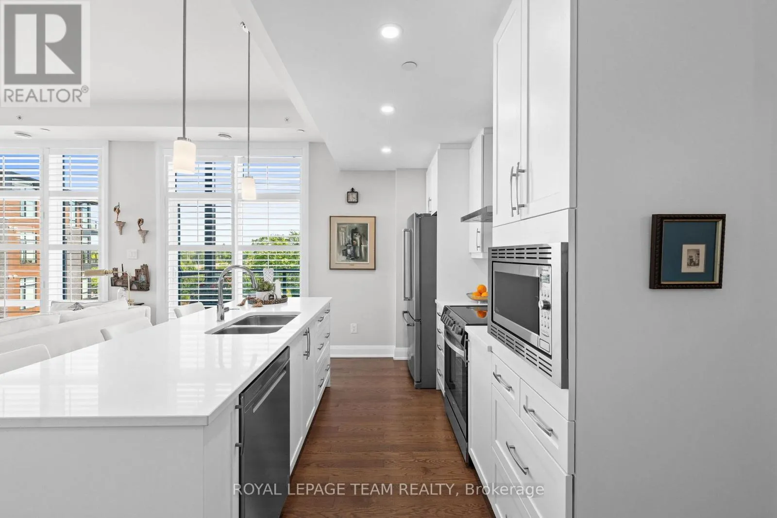 310 - 110 CORTILE PRIVATE