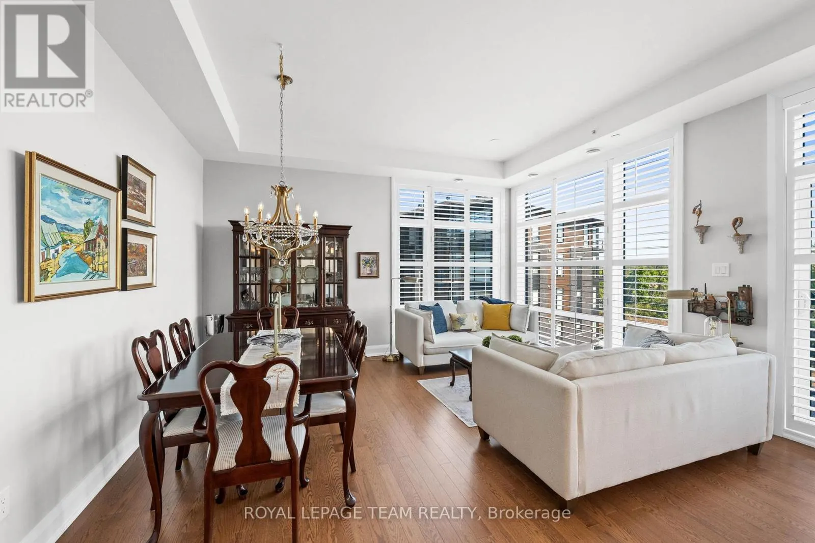 310 - 110 CORTILE PRIVATE