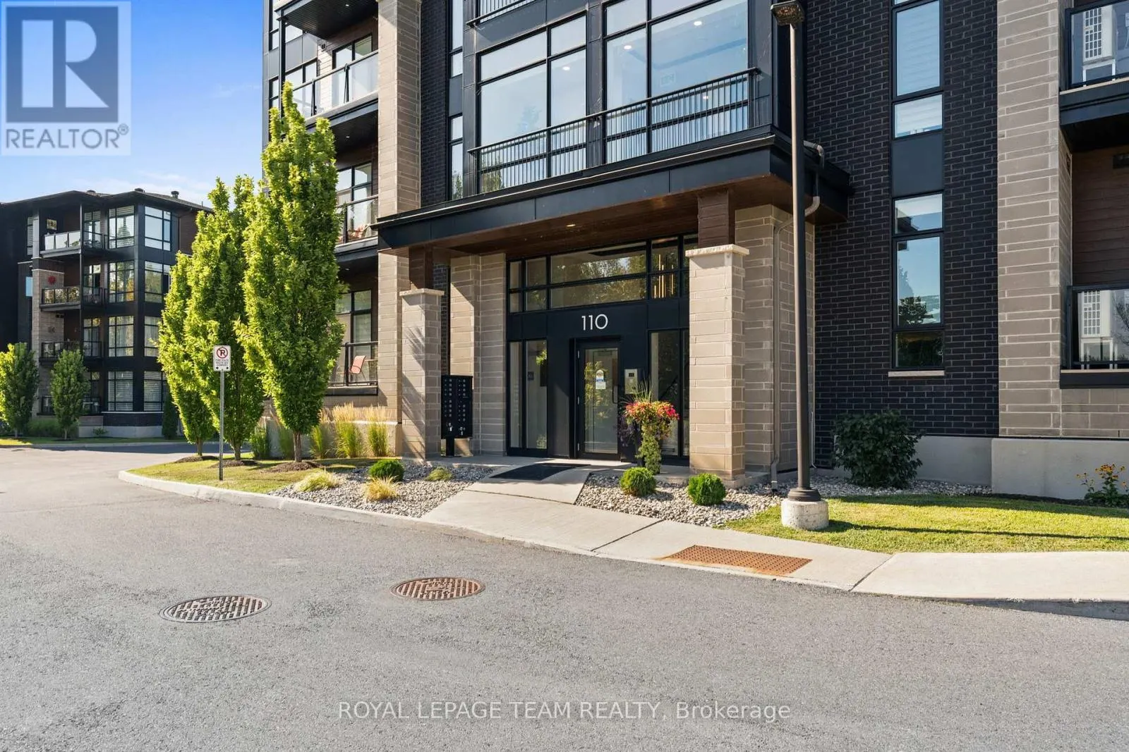 310 - 110 CORTILE PRIVATE
