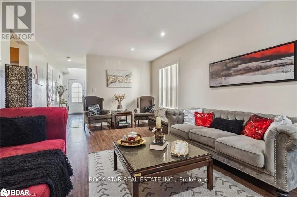 36 CHICORY CRESCENT