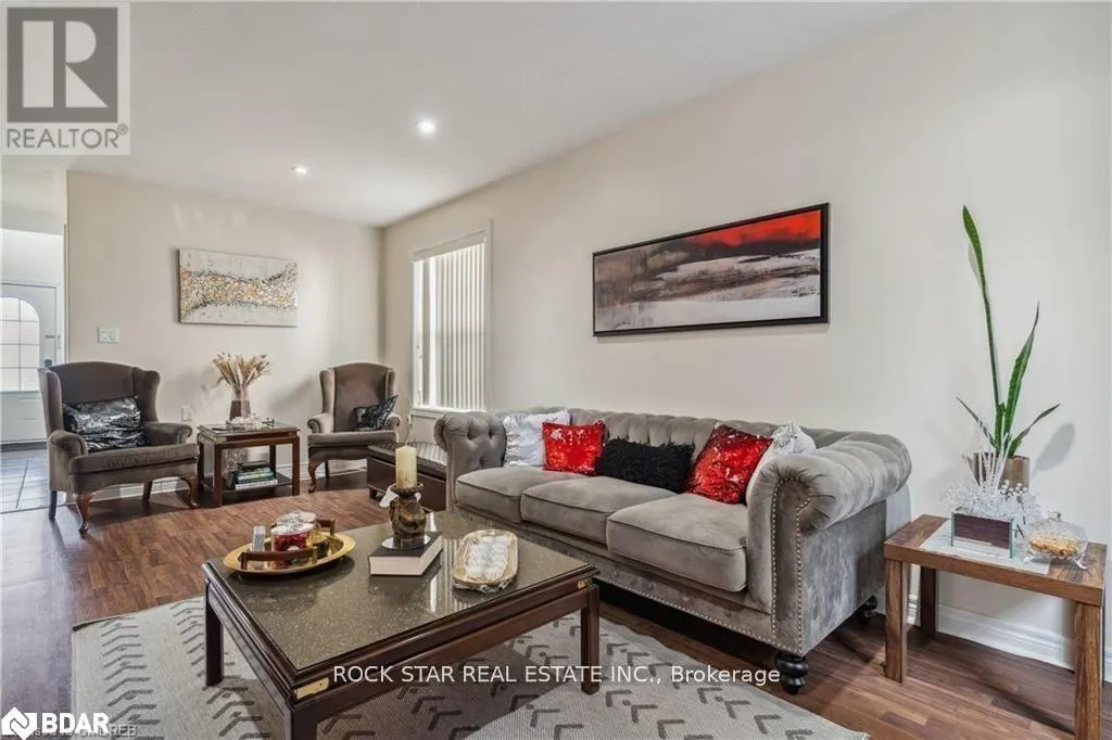 36 CHICORY CRESCENT
