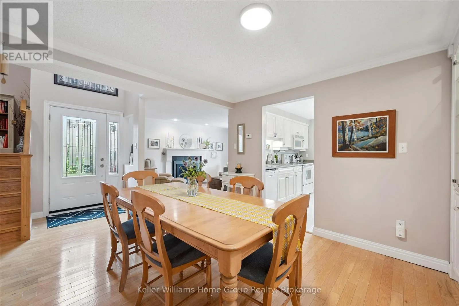4 - 106 WOODLAWN ROAD E, #4