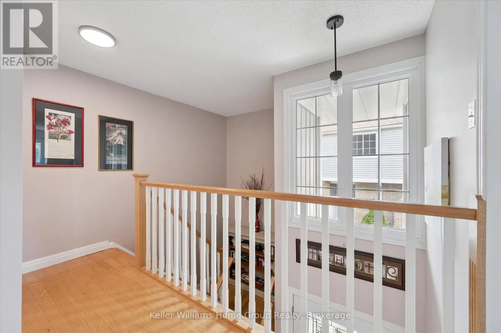 4 - 106 WOODLAWN ROAD E, #4