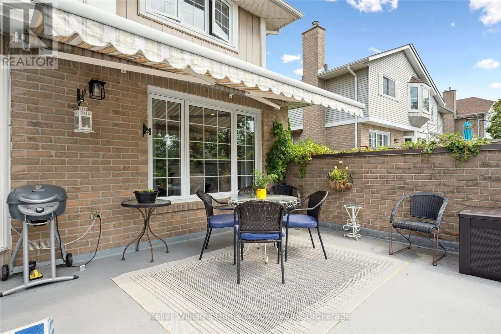 4 - 106 WOODLAWN ROAD E, #4