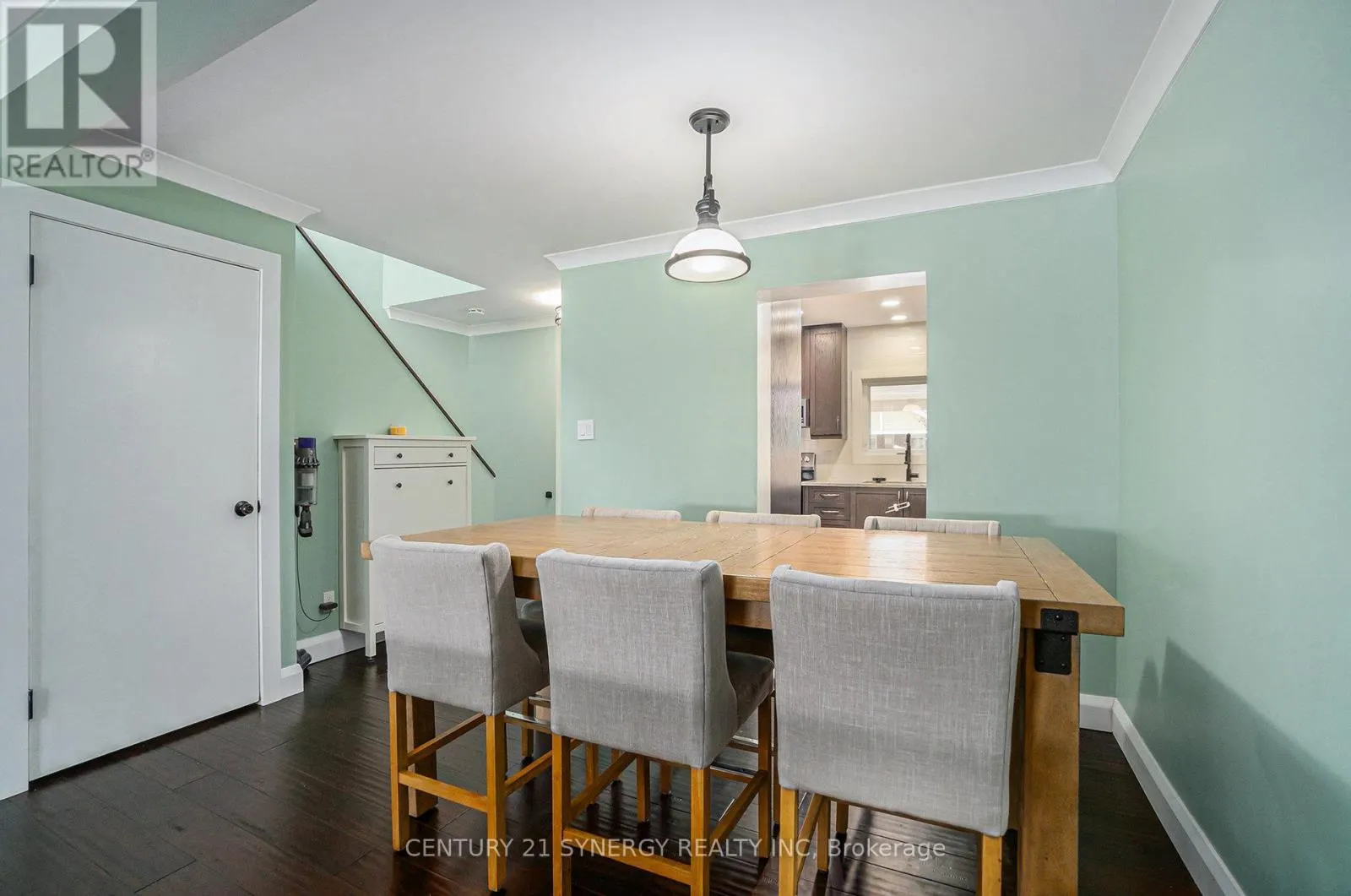- - 46 PADDINGTON PRIVATE