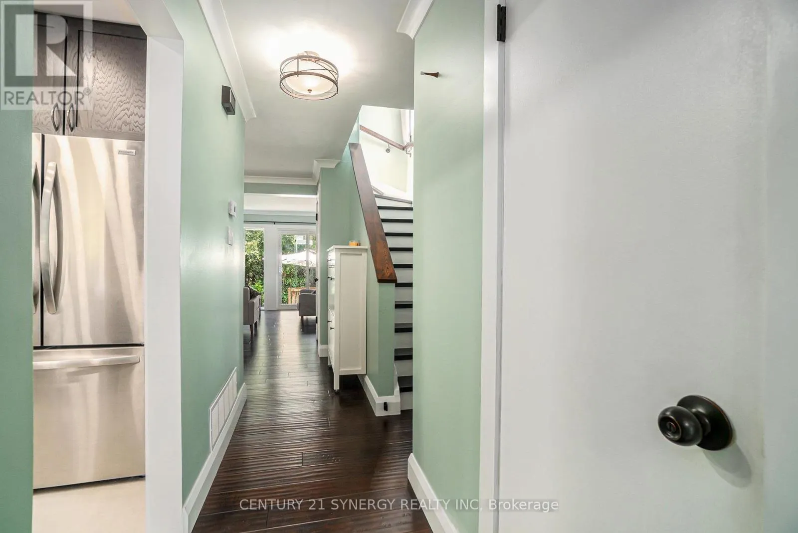 - - 46 PADDINGTON PRIVATE