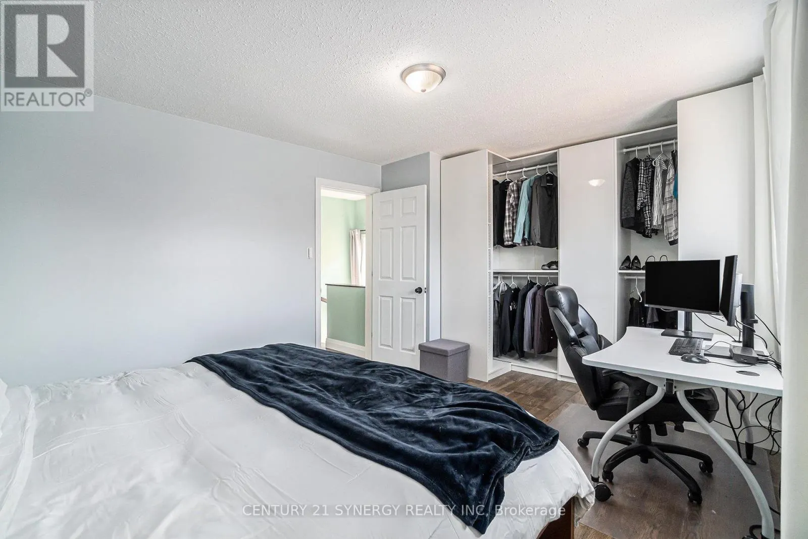 - - 46 PADDINGTON PRIVATE