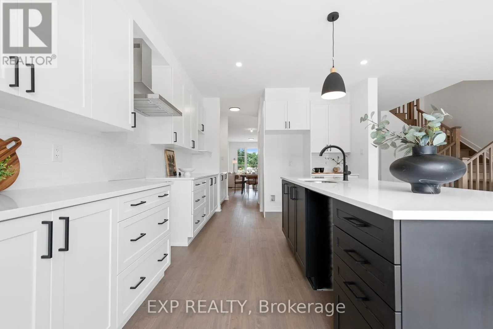 804 NINAATIK PLACE