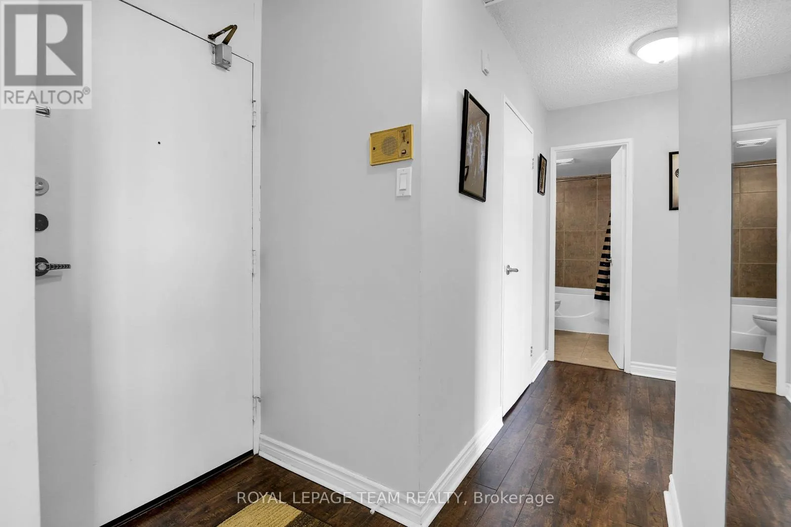811 - 2000 JASMINE CRESCENT