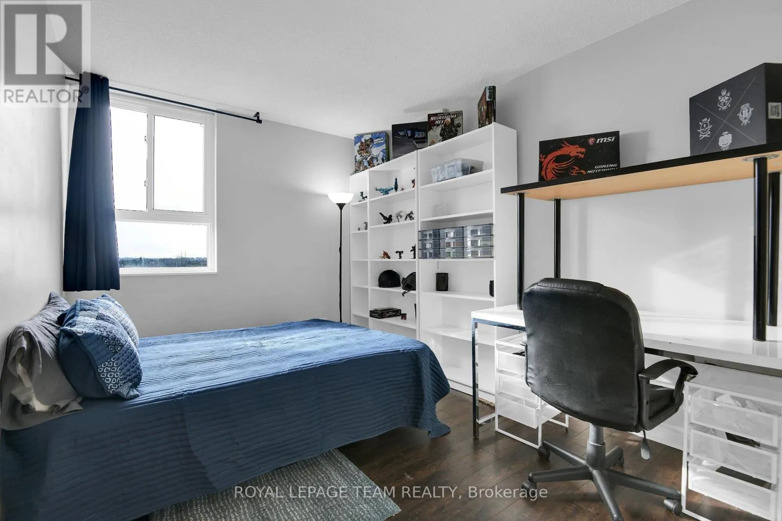 811 - 2000 JASMINE CRESCENT