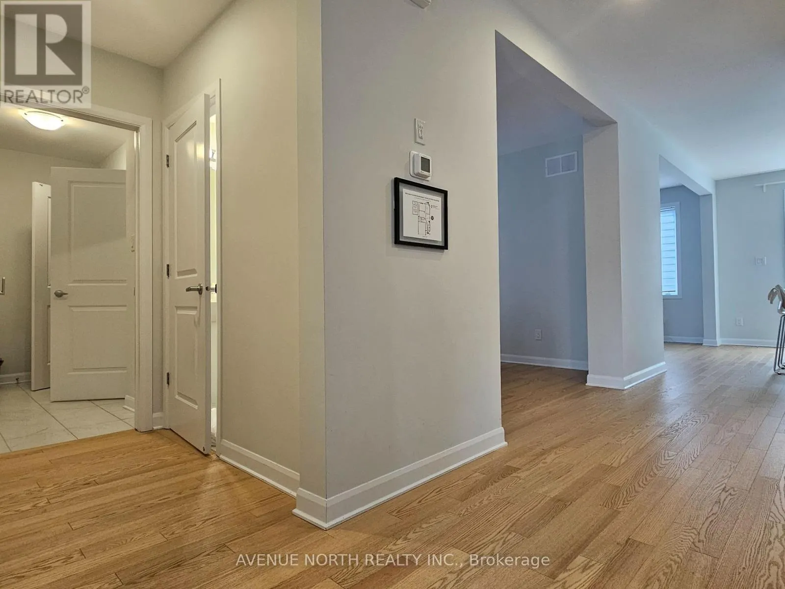 527 ANCHOR CIRCLE