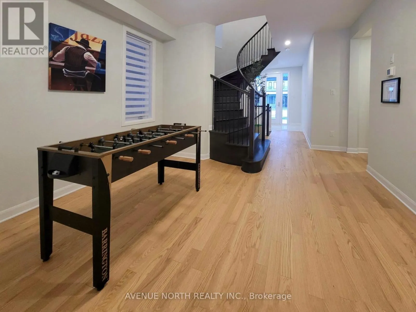 527 ANCHOR CIRCLE