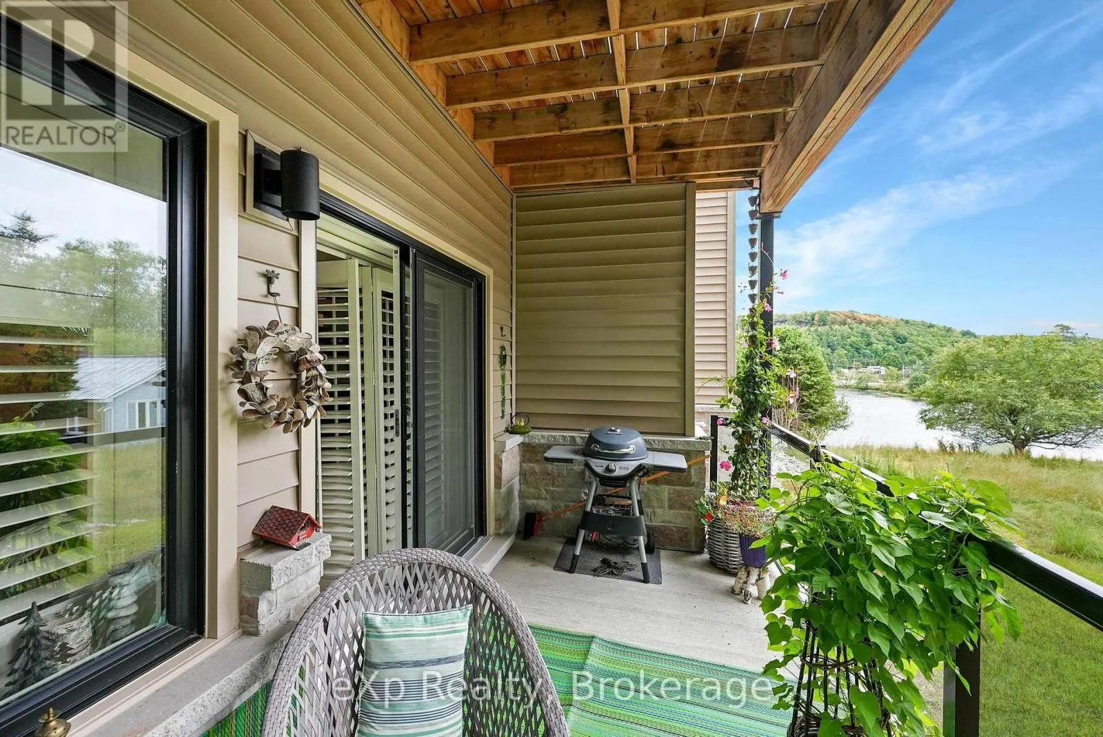 107 - 75 WALLINGS ROAD, #107