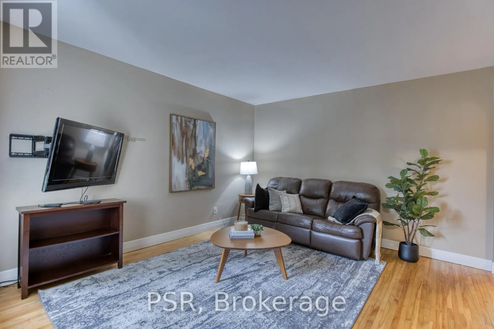 94 NORTH DRIVE