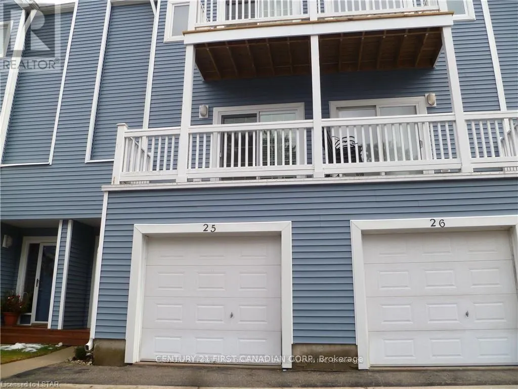 25 - 374 FRONT STREET E, #25