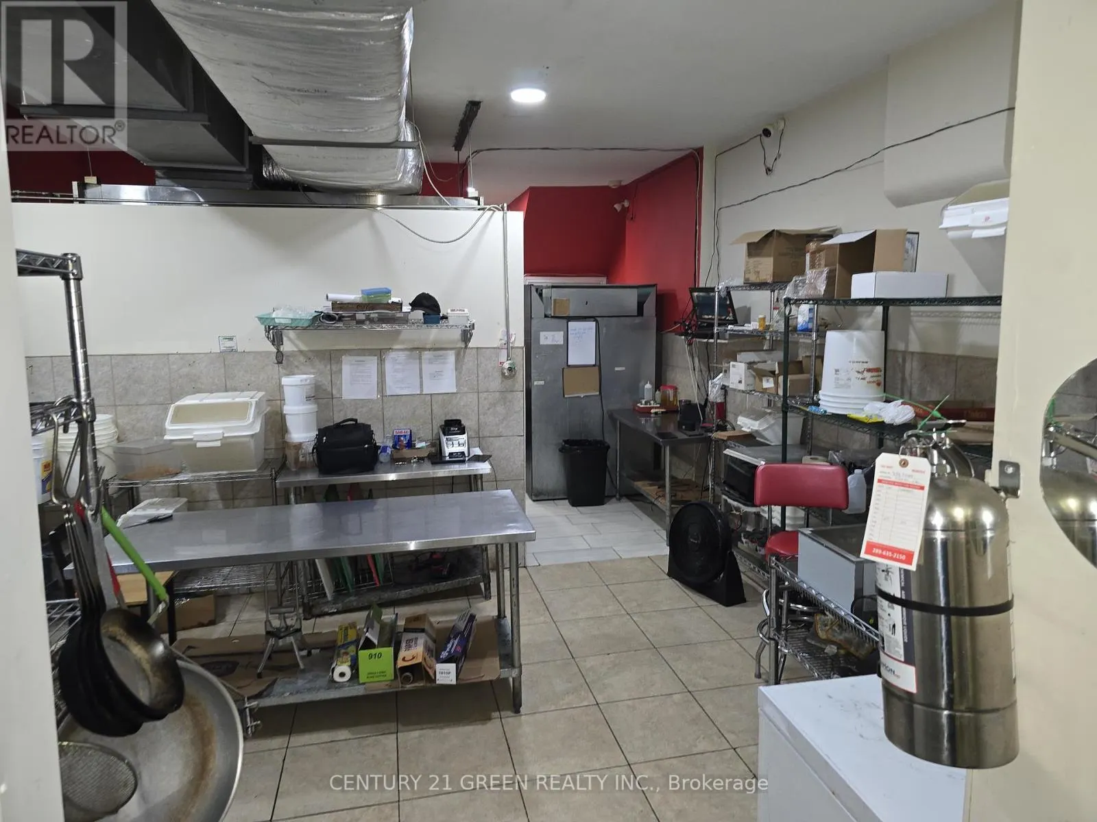 228 KING STREET W