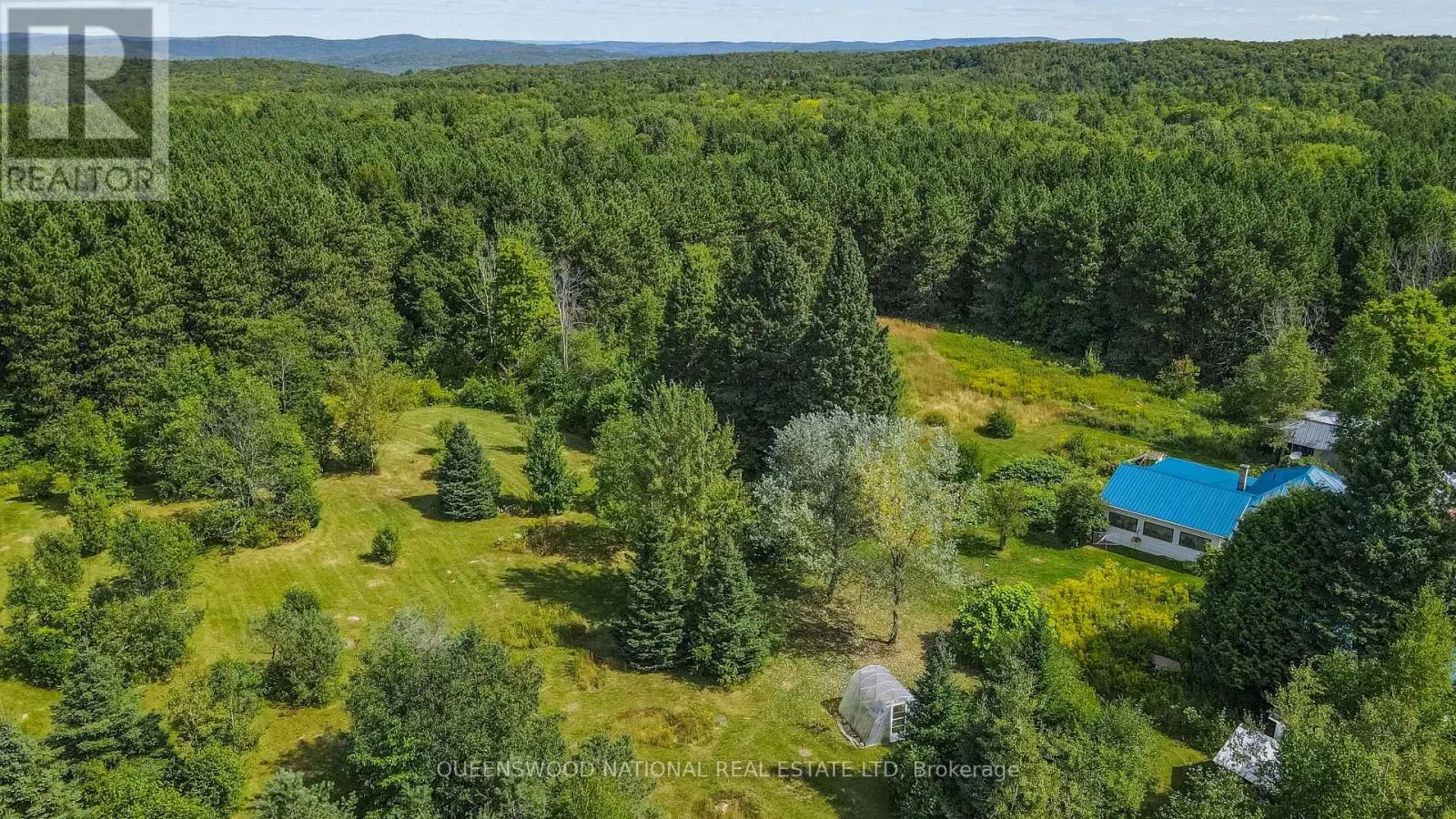 842 CENTREVIEW ROAD