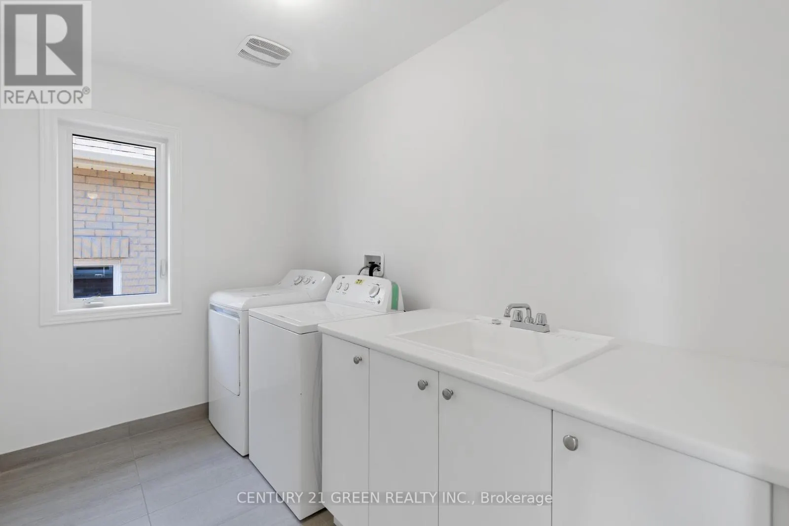 MAIN - 8 SHAWBRIDGE COURT