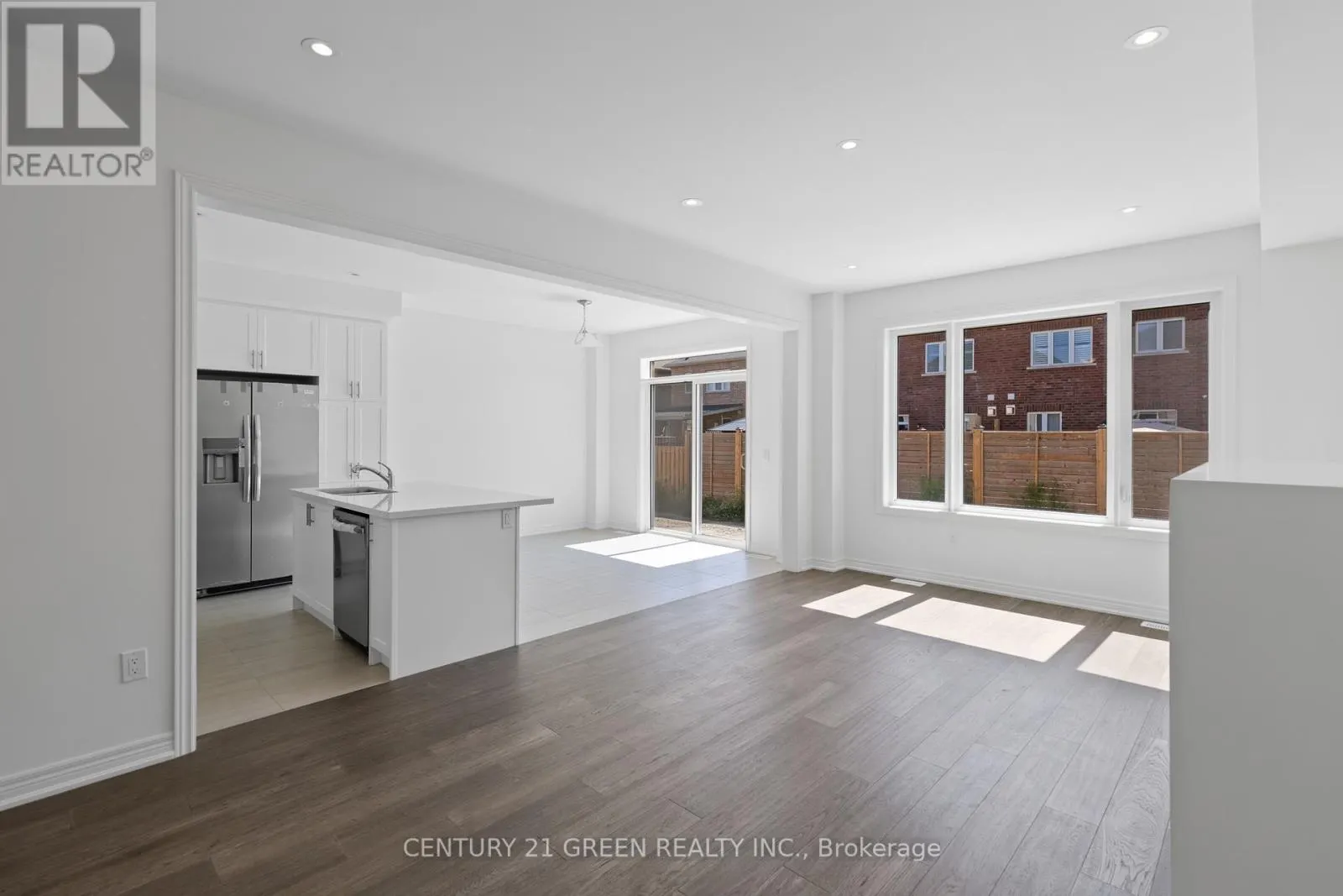 MAIN - 8 SHAWBRIDGE COURT