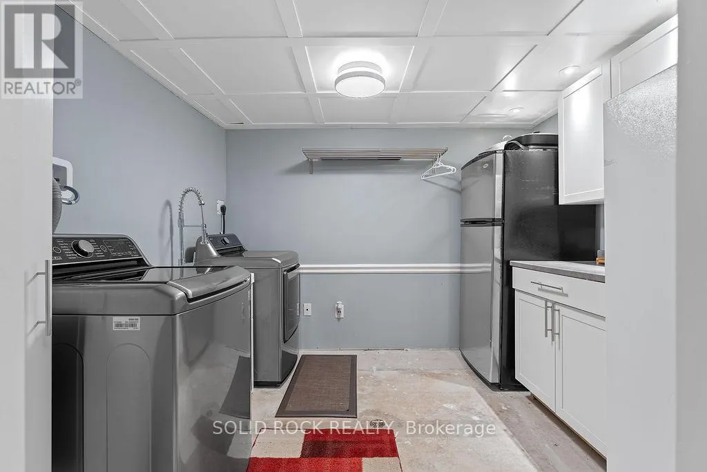 33 BENLARK ROAD