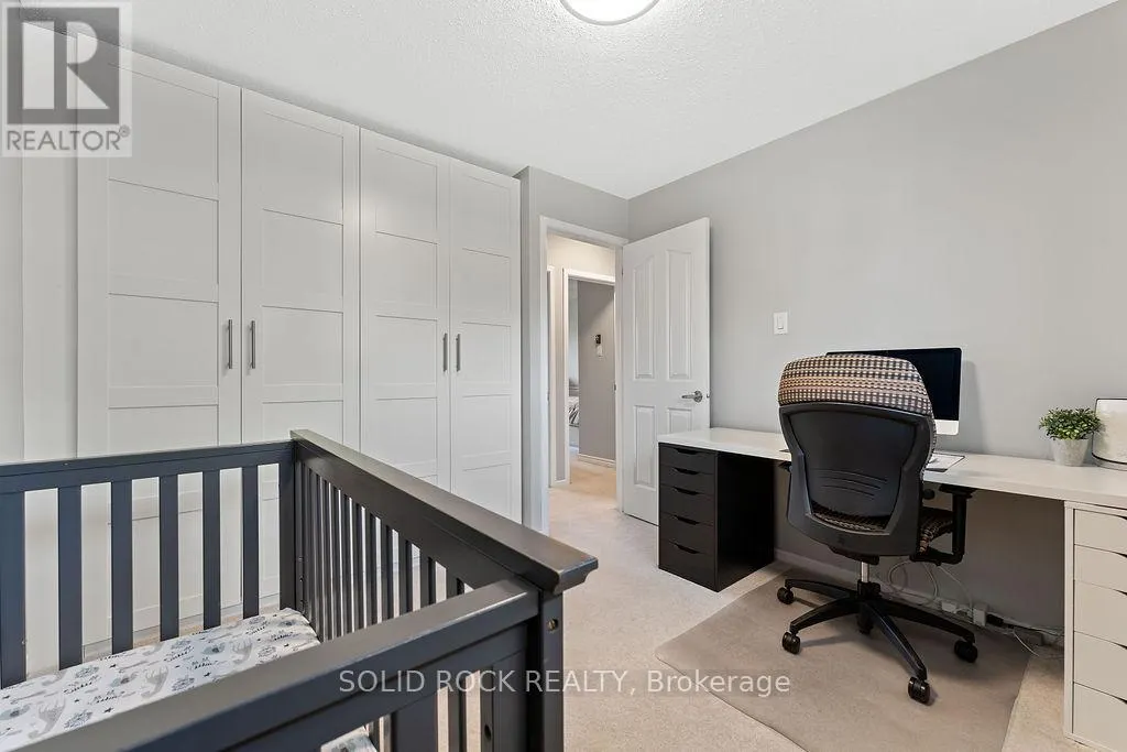 33 BENLARK ROAD