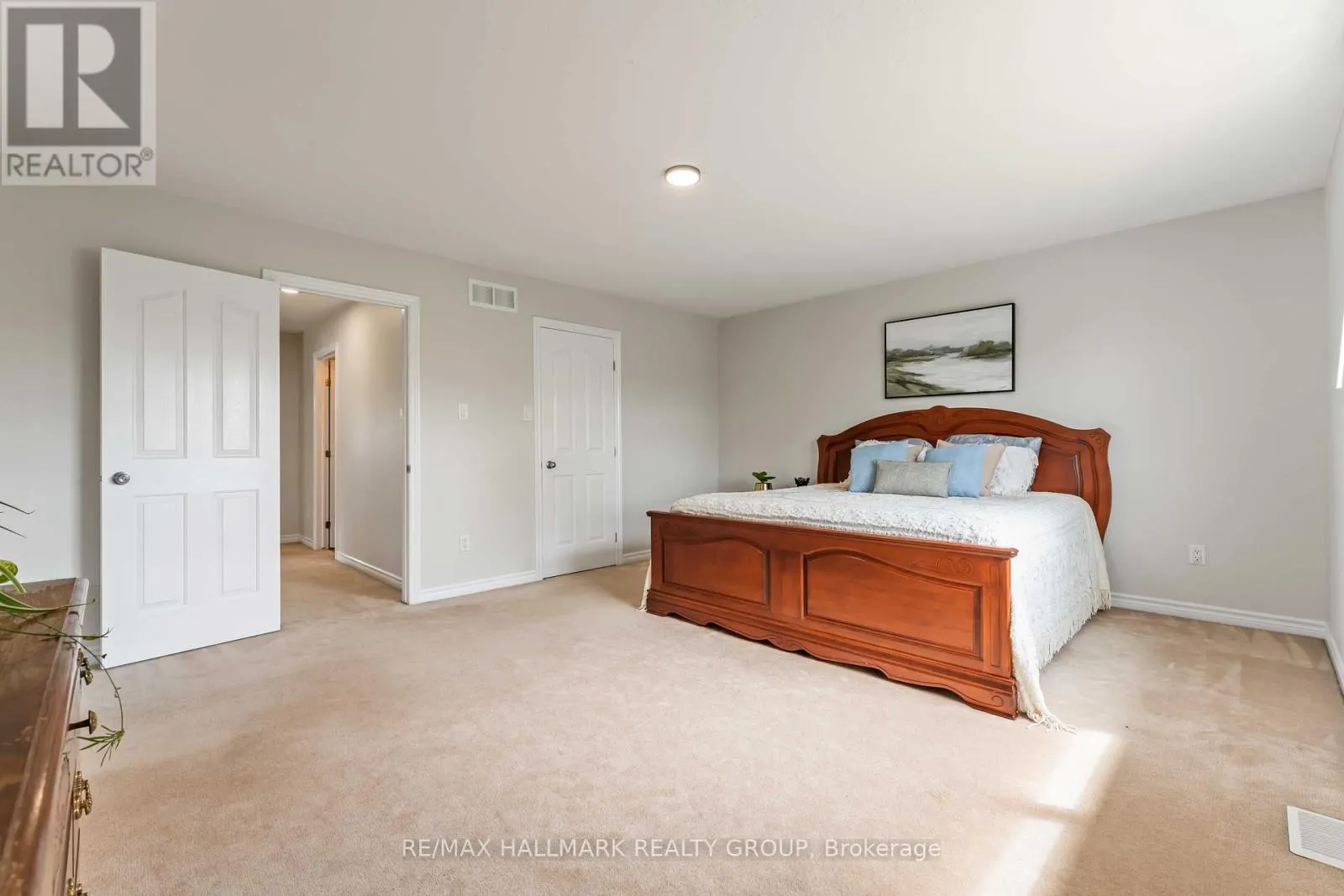 656 EVERLASTING CRESCENT