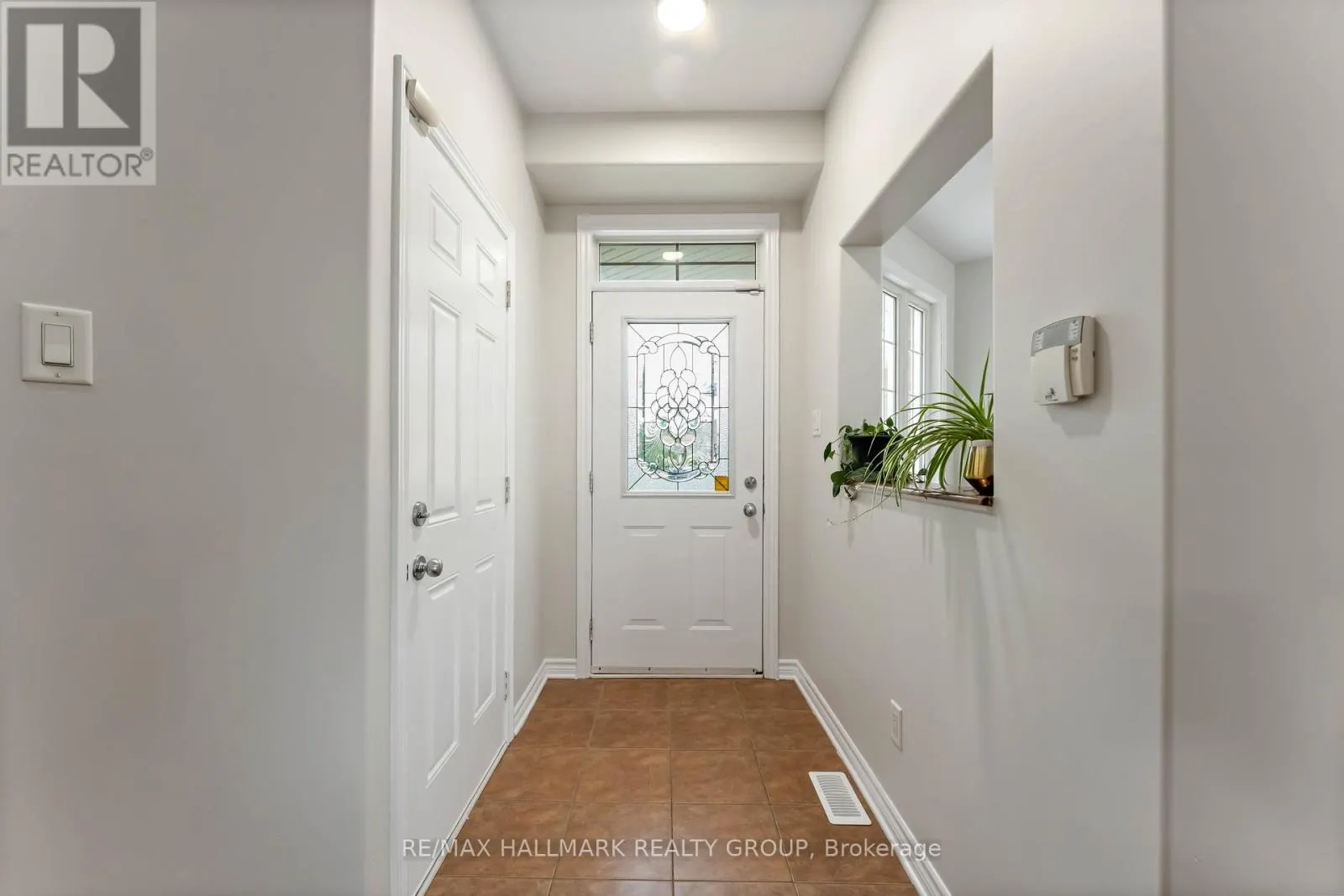656 EVERLASTING CRESCENT