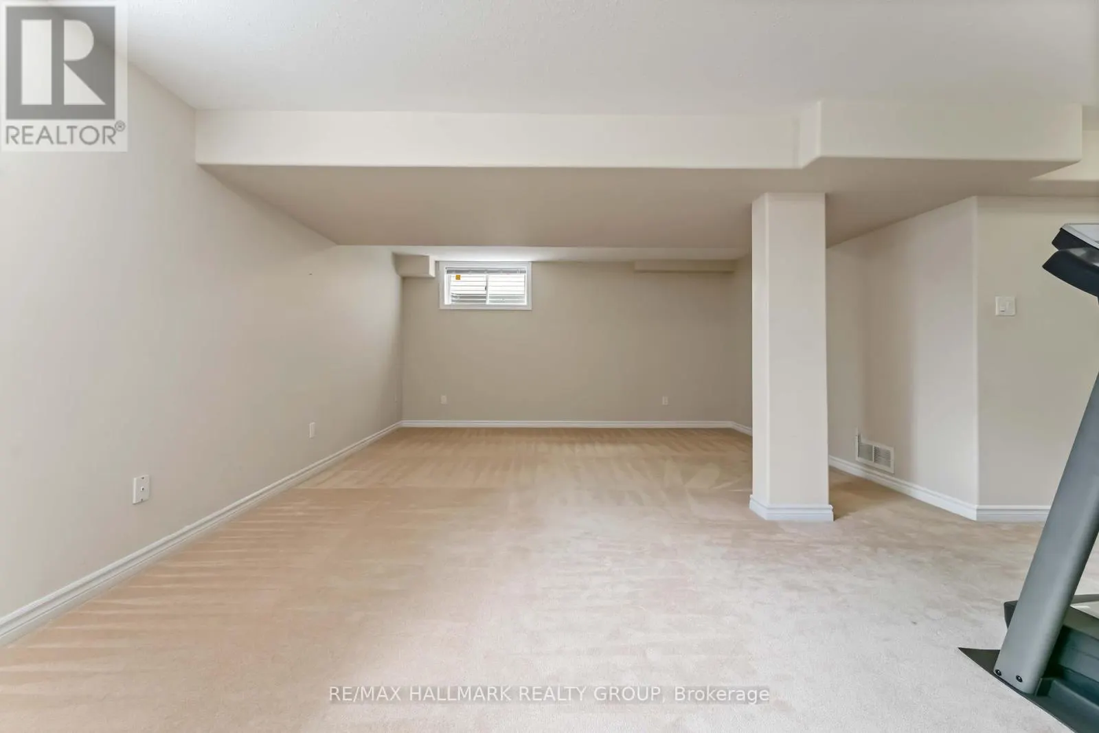 656 EVERLASTING CRESCENT