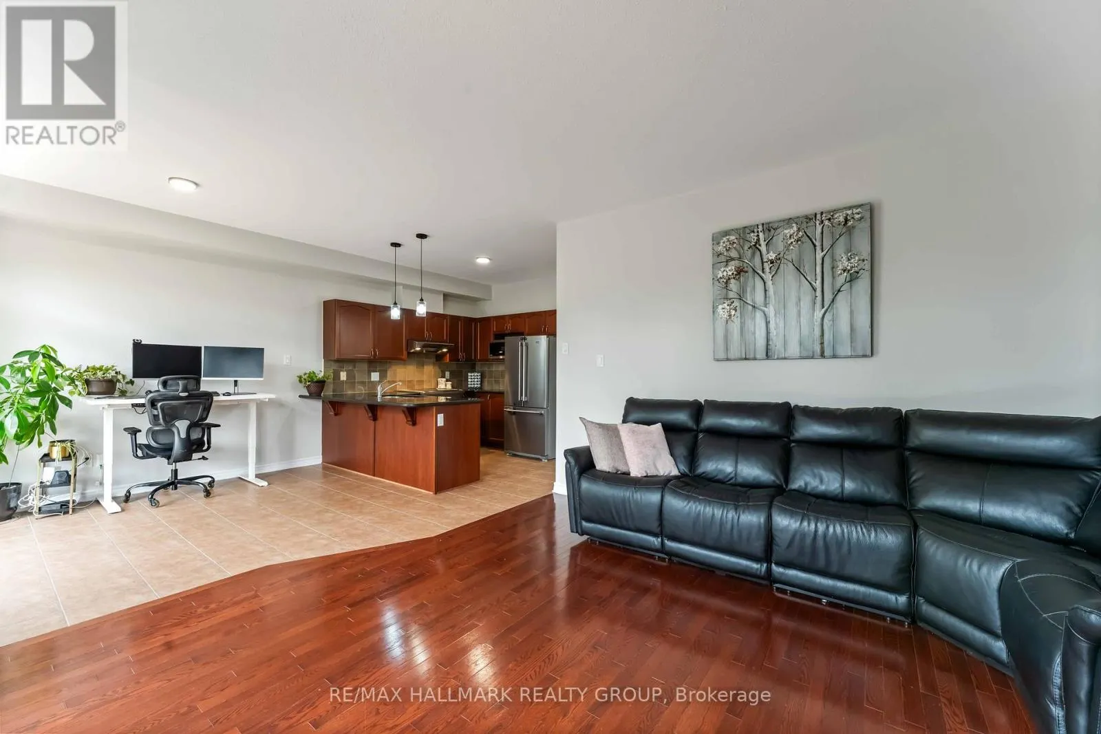 656 EVERLASTING CRESCENT