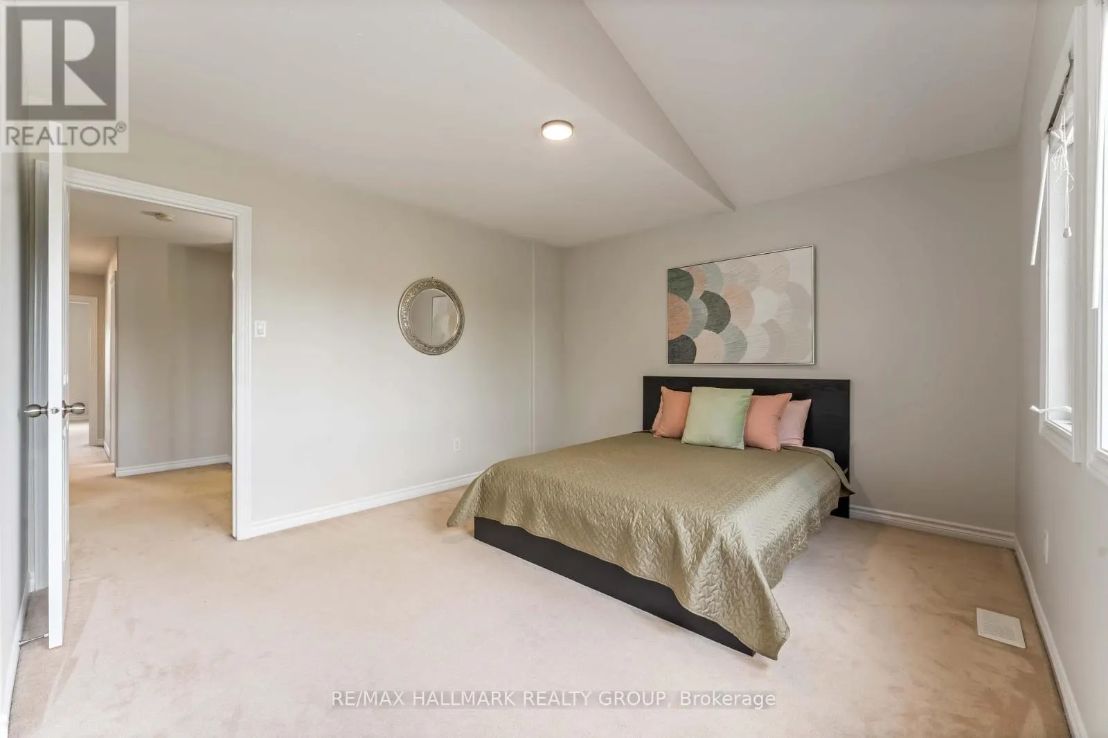 656 EVERLASTING CRESCENT