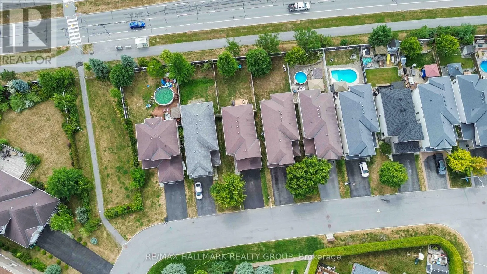 656 EVERLASTING CRESCENT