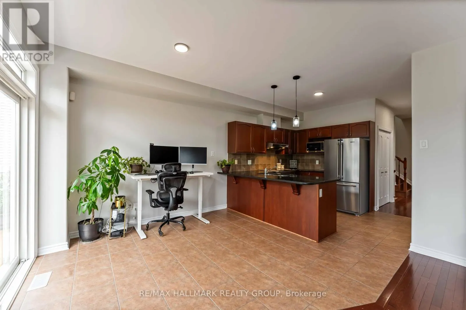656 EVERLASTING CRESCENT
